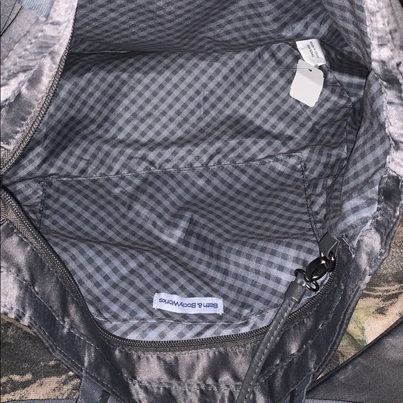 Bath and body tote - Picture 3 of 4